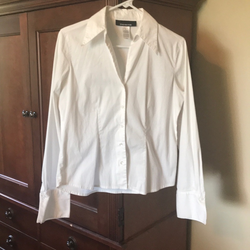 White Jones New York Stretch Button-down Shirt
